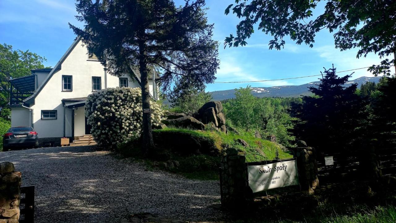 Skaly Spaly Przesieka Exteriér fotografie